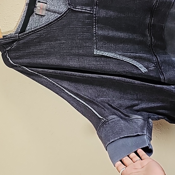 Free People Movement Bonfire Hoddie - Picture 4 of 9